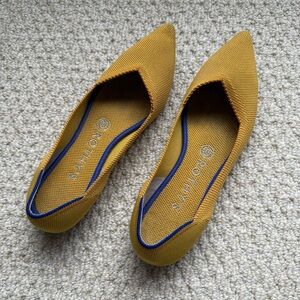 Rothy's The Point pointed toe ballet flats in the color Marigold Yellow size 8